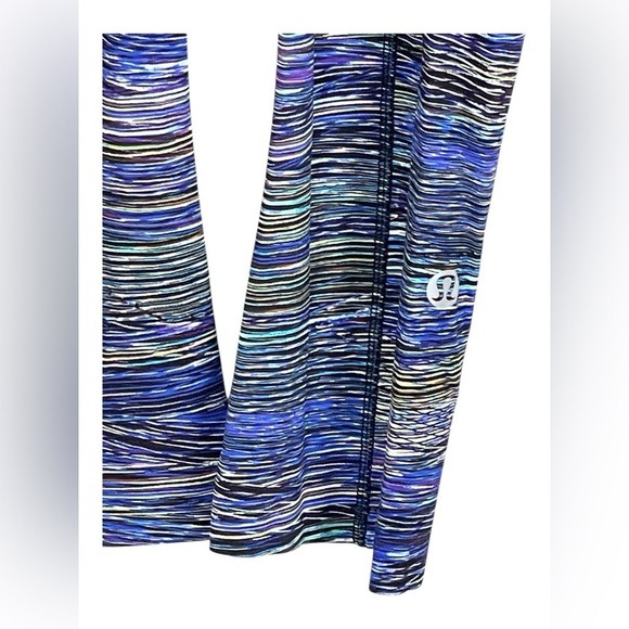 Lululemon, fast and free tight. Blue multi stripe pattern, sz 2 - Picture 7 of 10